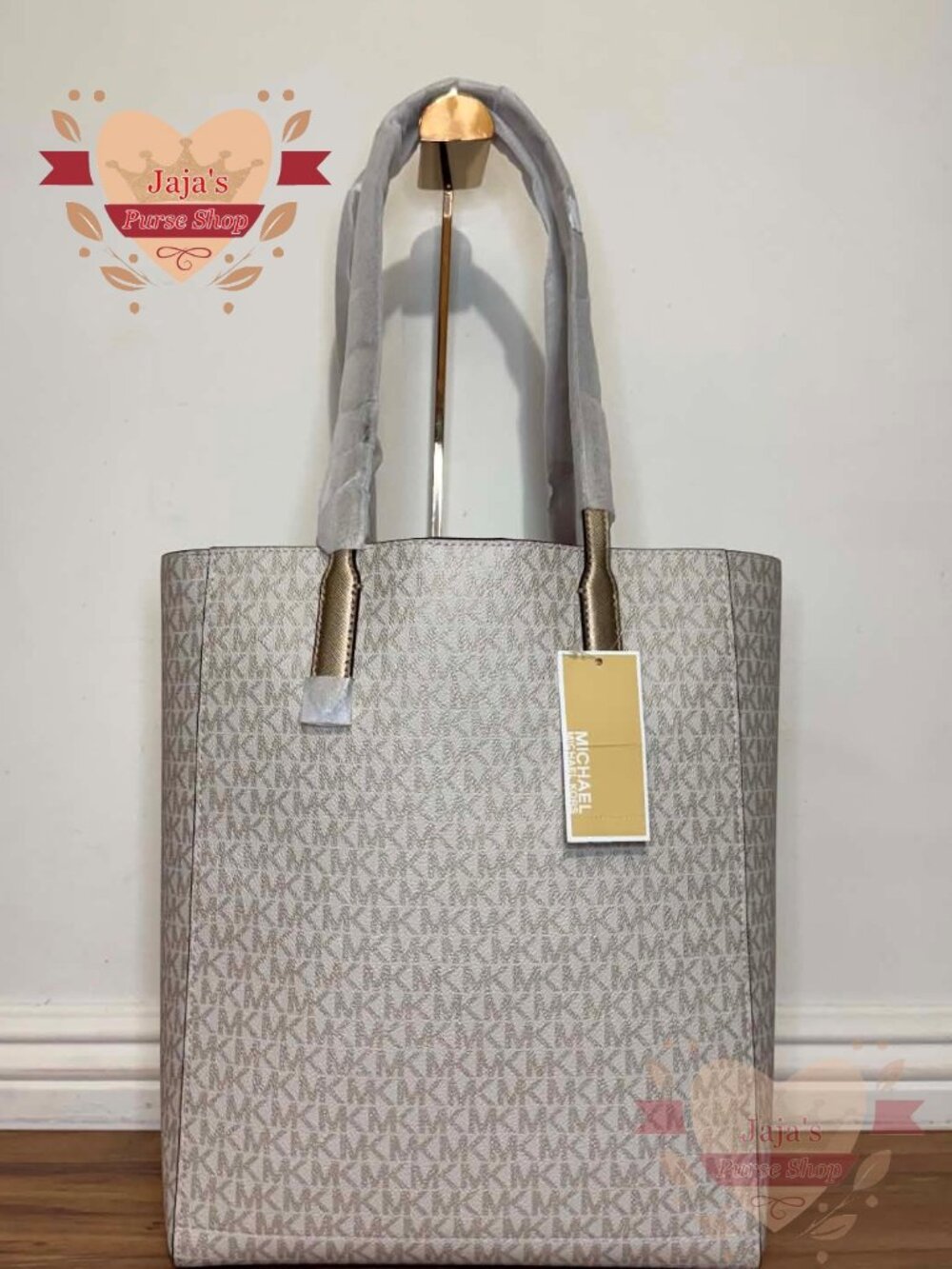 ❤️Michael Kors Large Logo-Print Canvas Tote❤️ - Picture 2 of 16